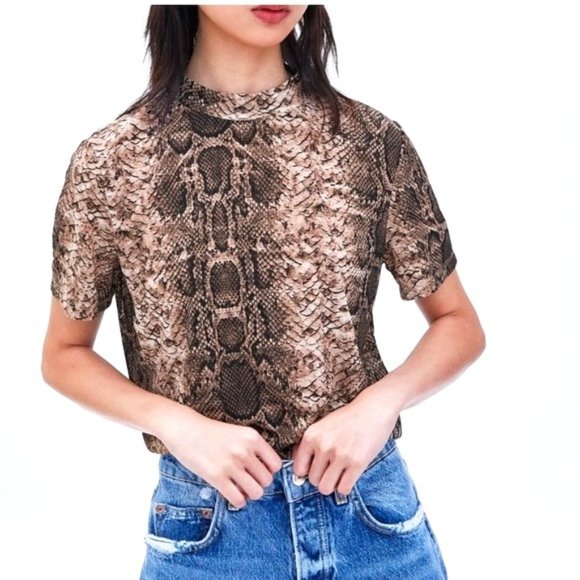 Zara Trafaluc Snakeskin Short Sleeve Tee Shirt Top Size S NWT - Picture 2 of 10